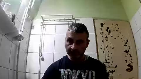 Snapshot of ericboy32 chatting on 01-18-25, 09:55 eric online show from 01-18-25, 09:55