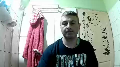 Snapshot of ericboy32 chatting on 01-26-25, 01:36 eric online show from 01-26-25, 01:36