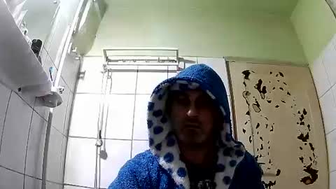 Snapshot of ericboy32 chatting on 02-15-25, 09:26 eric online show from 02-15-25, 09:26