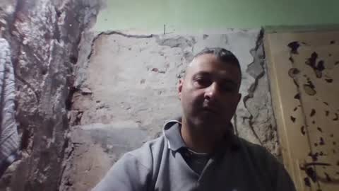 Snapshot of ericboy32 chatting on 10-26-25, 10:25 eric online show from 10-26-25, 10:25