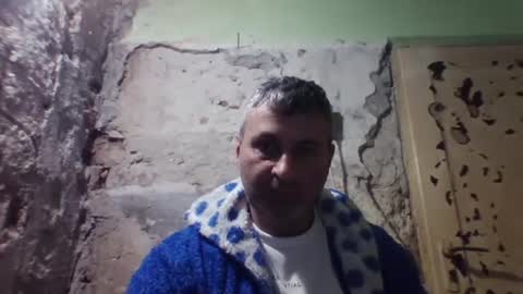 Snapshot of ericboy32 chatting on 11-24-25, 09:03 eric online show from 11-24-25, 09:03