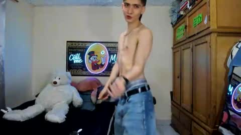 Snapshot of erick_de_rossee chatting on 04-15-26, 07:58 erick_de_rossee online show from 04-15-26, 07:58