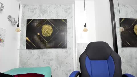   online show from 02-19-25, 03:06