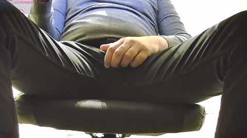 Snapshot of ericric49 chatting on 11-05-25, 07:41 ericric49 online show from 11-05-25, 07:41