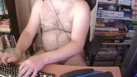 Snapshot of erik_dapper chatting on 06-10-26, 05:01 Erik Dapper online show from 06-10-26, 05:01