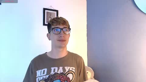 I am Erik online show from 07-21-26, 01:08
