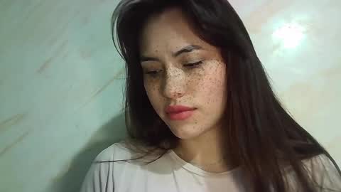 Snapshot of erika_depp chatting on 03-22-26, 05:27 Erika online show from 03-22-26, 05:27