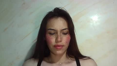 Snapshot of erika_depp chatting on 03-28-26, 03:39 Erika online show from 03-28-26, 03:39