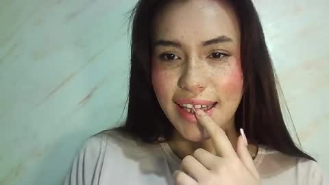 Snapshot of erika_depp chatting on 04-26-26, 04:26 Erika online show from 04-26-26, 04:26