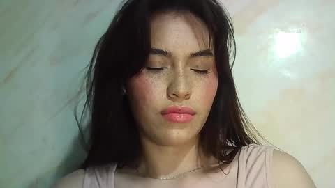 Snapshot of erika_depp chatting on 04-27-26, 04:27 Erika online show from 04-27-26, 04:27