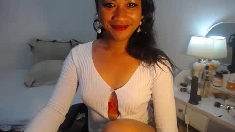 Snapshot of erika_madrigal chatting on 02-04-25, 11:59 erika_madrigal online show from 02-04-25, 11:59