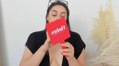 Erika Mendez online show from 12-03-24, 08:17