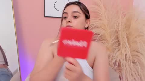 Erika Mendez online show from 03-03-25, 06:55