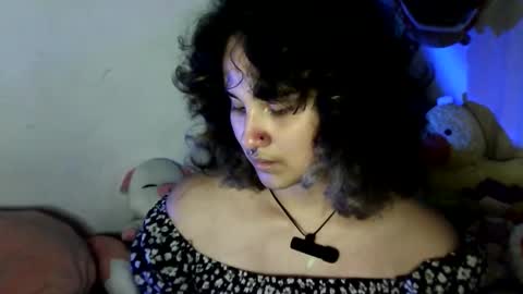 Snapshot of erika_stars2 chatting on 03-11-25, 12:00 Erika online show from 03-11-25, 12:00