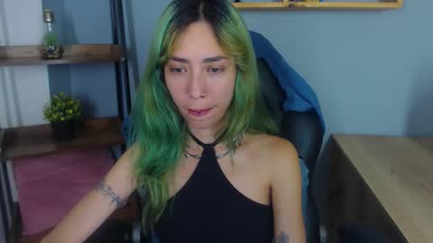 E R I K A - SAGITARIO..... online show from 11-14-25, 12:42