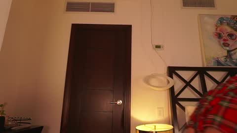 Snapshot of erikabee chatting on 02-11-26, 07:08 Venus Skye online show from 02-11-26, 07:08