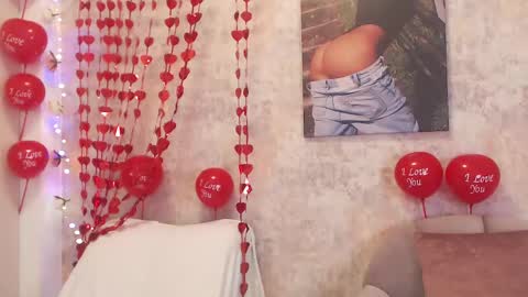 Snapshot of erikabeee1 chatting on 02-15-25, 10:11 Erikabeee online show from 02-15-25, 10:11