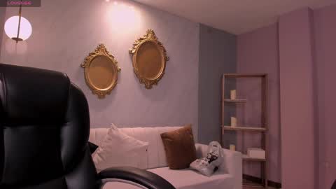 Erika Benz online show from 03-25-26, 12:22