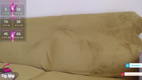 Snapshot of erikabird chatting on 01-02-25, 03:51 ErikaBird online show from 01-02-25, 03:51