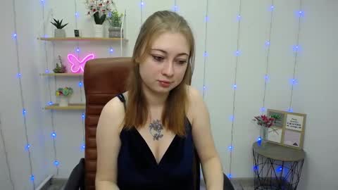 erikafanks online show from 01-21-25, 06:54