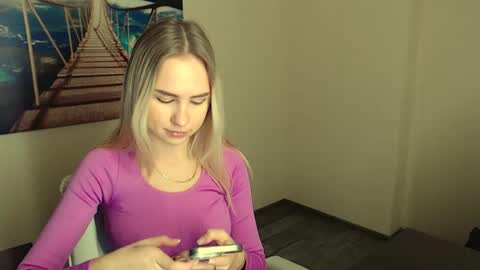 Erika online show from 12-06-24, 01:11