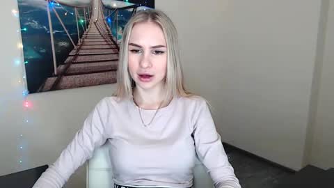 Erika online show from 01-20-25, 01:00