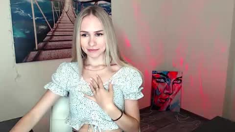 Erika online show from 10-09-25, 11:52