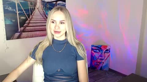 Erika online show from 10-10-25, 11:42