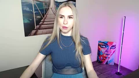 Erika online show from 05-27-26, 12:02