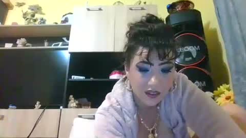 erikaguapa1989 online show from 11-27-25, 04:03