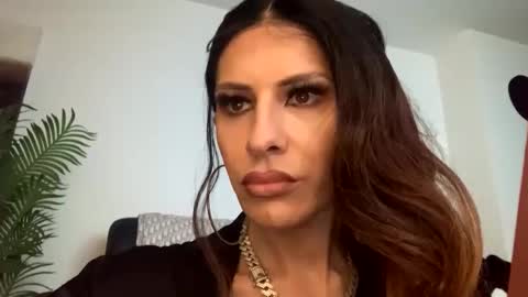 Snapshot of erikal0ve chatting on 02-03-25, 09:41 Erika Love online show from 02-03-25, 09:41