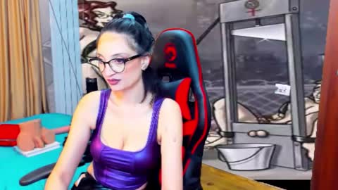 erikalorren online show from 01-16-25, 10:02