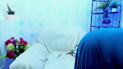 Snapshot of erikalov chatting on 02-08-25, 04:36 Adelina online show from 02-08-25, 04:36