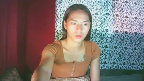 Erika online show from 01-09-25, 05:13