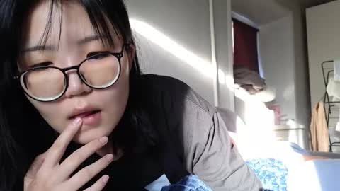 Erika online show from 09-15-25, 01:38