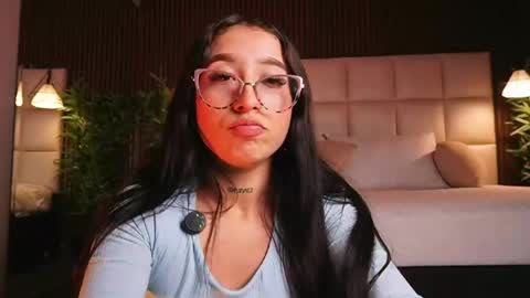 Snapshot of eriklein chatting on 04-21-26, 02:51 Eri online show from 04-21-26, 02:51