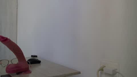 Eri  online show from 07-06-26, 06:32