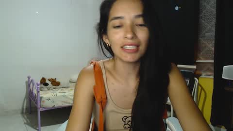 erina_1 online show from 01-04-25, 01:42