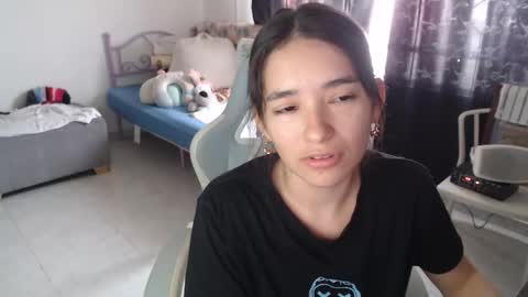 erina_1 online show from 03-02-26, 04:47