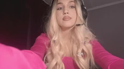 Katrin online show from 05-01-26, 03:38