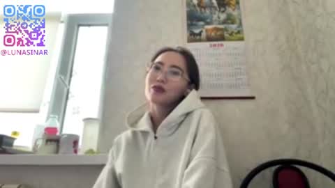Luna online show from 06-11-26, 12:32