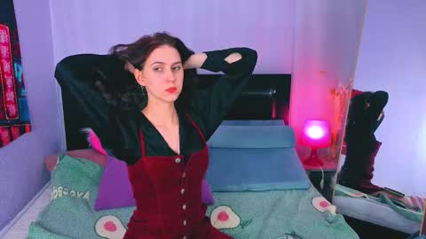 Snapshot of erisunn chatting on 02-19-26, 01:23 EriSun online show from 02-19-26, 01:23