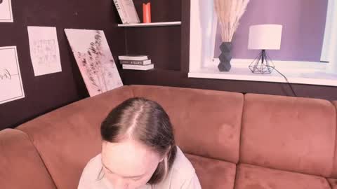 Becky online show from 03-06-25, 01:35