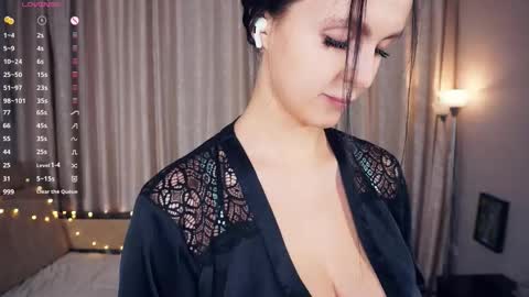 Erline and Monica online show from 01-05-26, 07:28