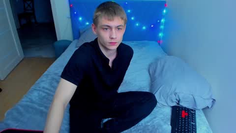 Max online show from 12-12-24, 05:15