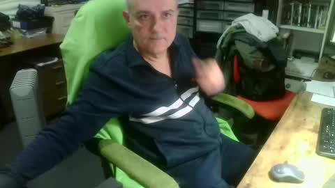 ernello online show from 10-23-25, 04:01