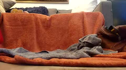 Hmmmhmmmm online show from 01-08-25, 12:38