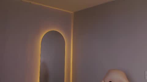 Snapshot of eros_becker_ chatting on 06-20-26, 11:07 eros_becker_ online show from 06-20-26, 11:07