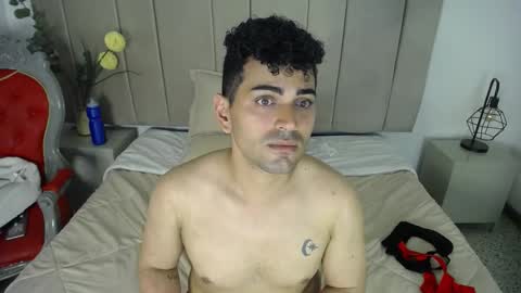 Snapshot of eros_kai chatting on 10-11-25, 04:12 Eros Kai online show from 10-11-25, 04:12