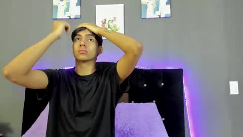 Snapshot of eros_lux1 chatting on 04-22-26, 12:07 Eros Lux1 online show from 04-22-26, 12:07